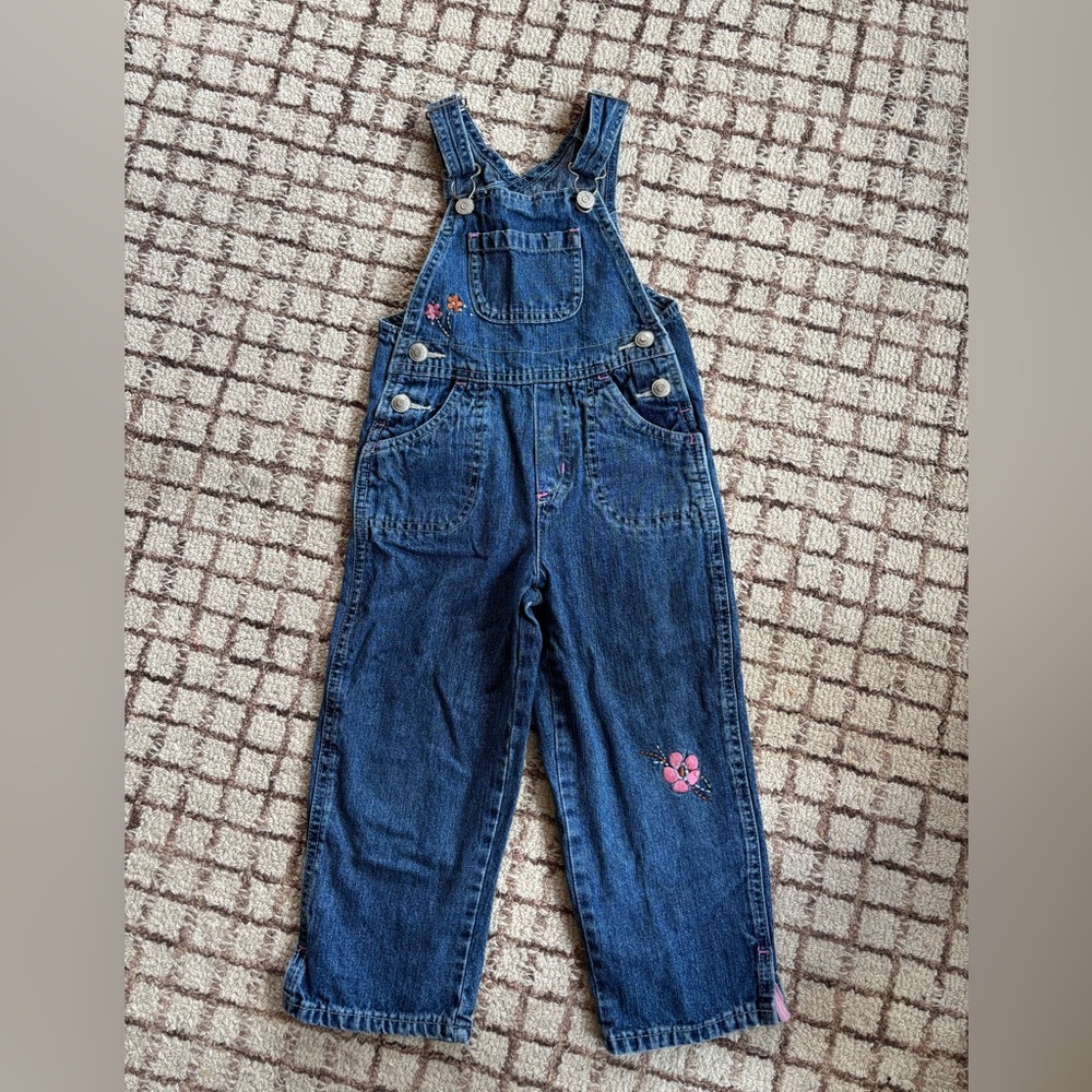 Darling Vintage embroidered Overalls Genuine Kids from Oshkosh